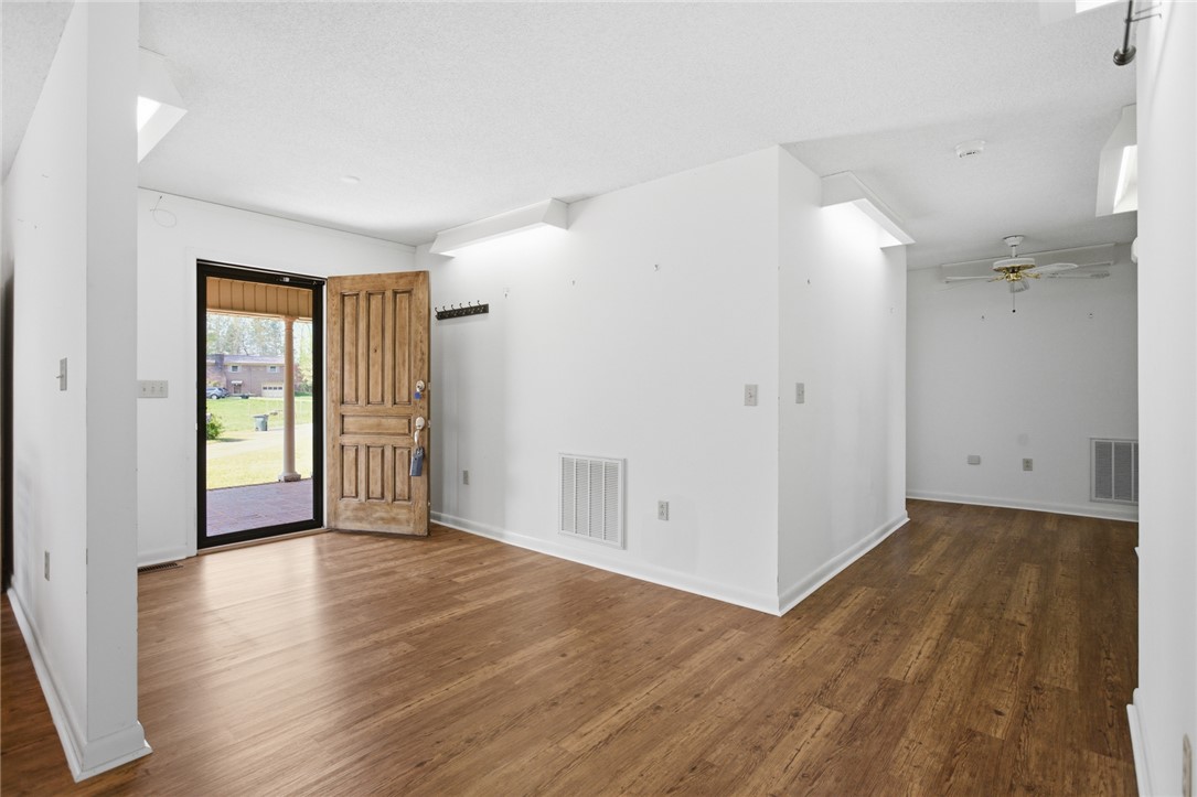 230 Christy Lane Walhalla, SC 29691 - Photo 6 of 45