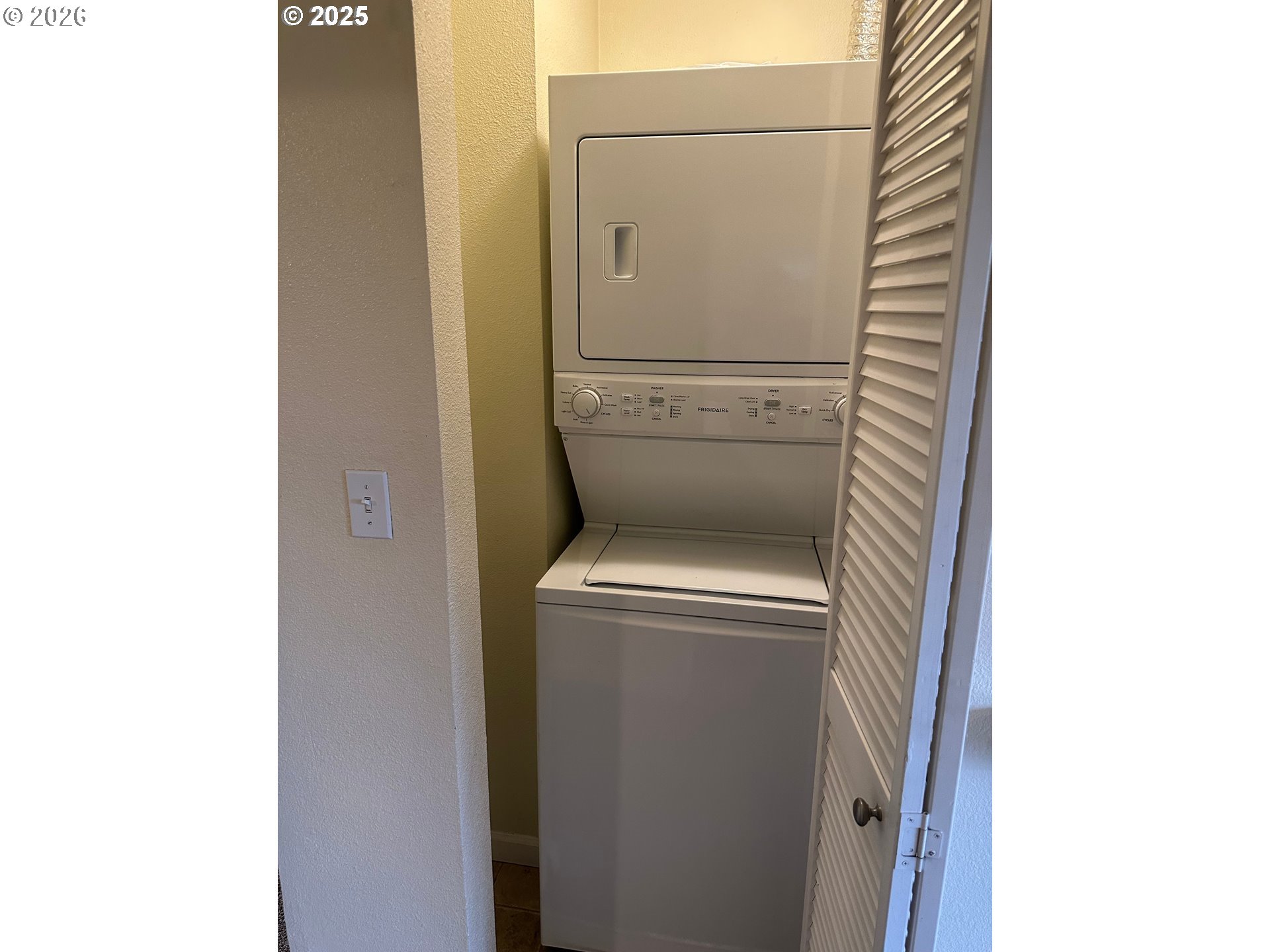 2046 West 14th Place Eugene, OR 97402 - Photo 11 of 30