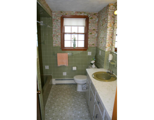 144 East Border Road Malden, MA 02148 - Photo 10 of 13 Gallery Image 10