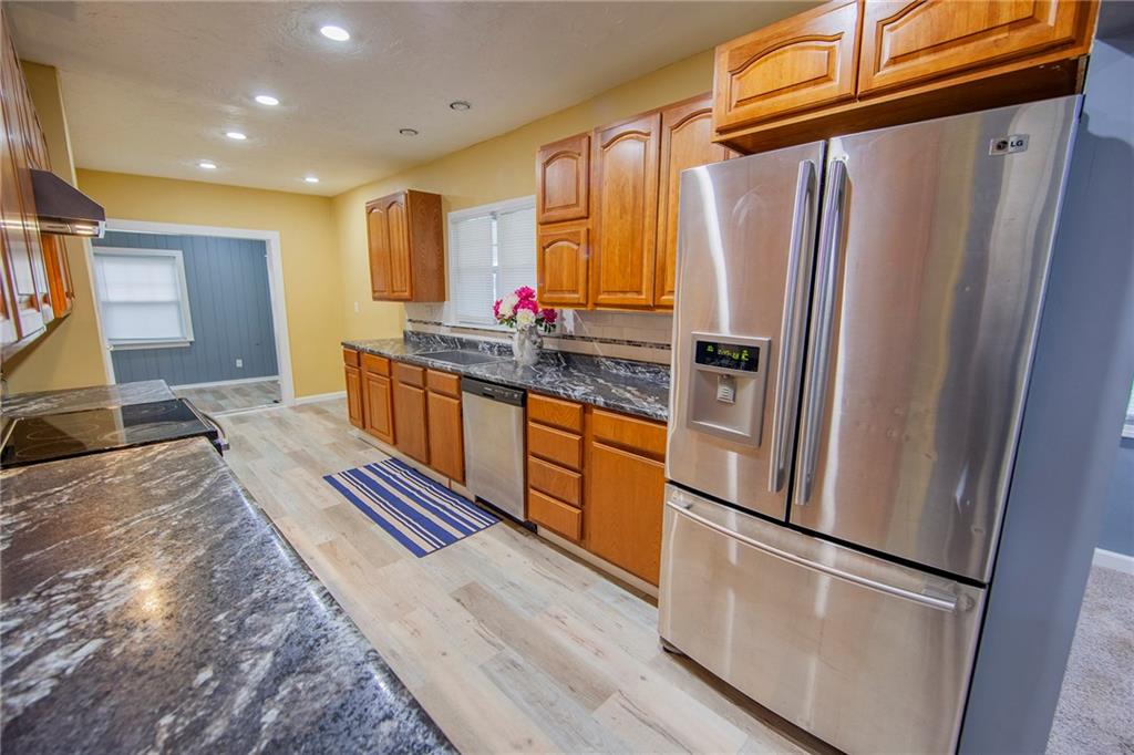 1333 South Pendleton Avenue Pendleton, IN 46064 - Photo 6 of 24