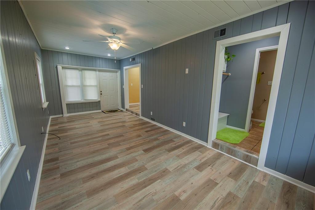 1333 South Pendleton Avenue Pendleton, IN 46064 - Photo 8 of 24
