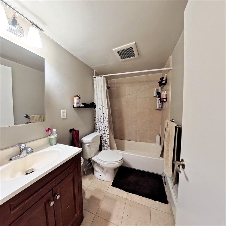 36 Bellvista Road, Unit 14 Boston, MA 02135 - Photo 8 of 11 Gallery Image 8