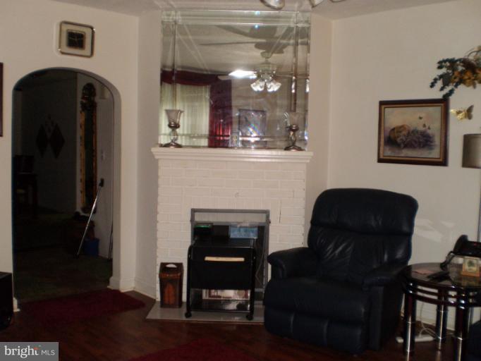 7008 Allentown Road Temple Hills, MD 20748 - Photo 13 of 30 Living Room