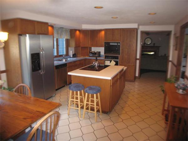 28 Cosma Road Easton, MA 02356 - Photo 4 of 11 Gallery Image 4