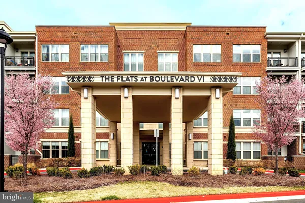 $629,900 | 10755 Fairgrounds Drive, Unit 125, Fairfax, VA 22030
