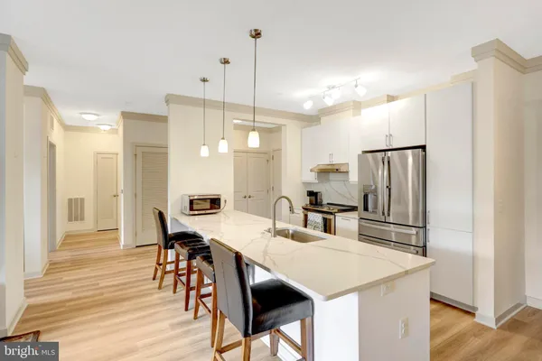 $629,900 | 10755 Fairgrounds Drive, Unit 125, Fairfax, VA 22030