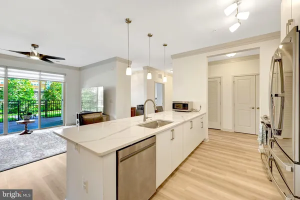 $629,900 | 10755 Fairgrounds Drive, Unit 125, Fairfax, VA 22030