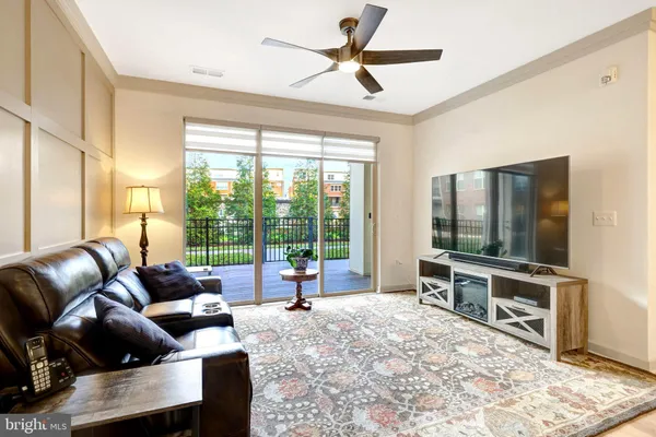 $629,900 | 10755 Fairgrounds Drive, Unit 125, Fairfax, VA 22030