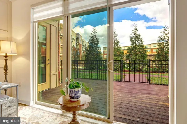 $629,900 | 10755 Fairgrounds Drive, Unit 125, Fairfax, VA 22030