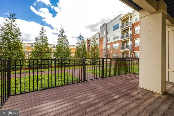 $629,900 | 10755 Fairgrounds Drive, Unit 125, Fairfax, VA 22030