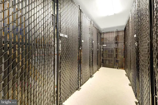 $629,900 | 10755 Fairgrounds Drive, Unit 125, Fairfax, VA 22030