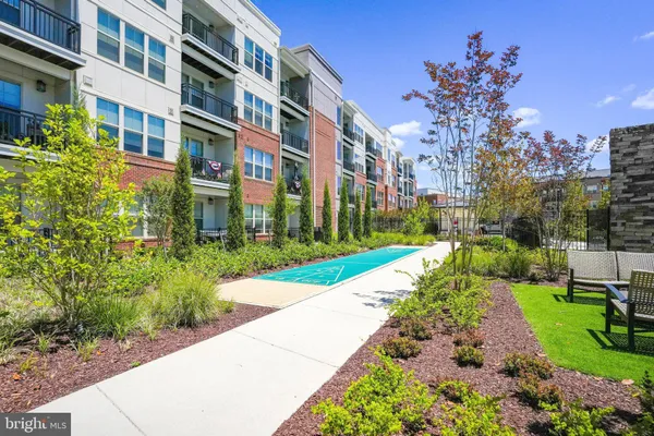 $629,900 | 10755 Fairgrounds Drive, Unit 125, Fairfax, VA 22030