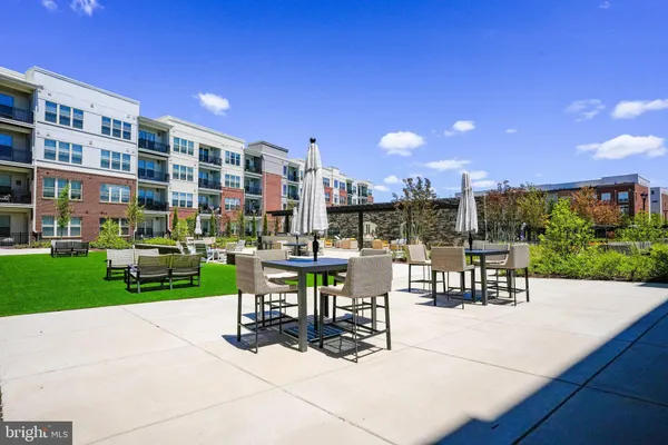 $629,900 | 10755 Fairgrounds Drive, Unit 125, Fairfax, VA 22030