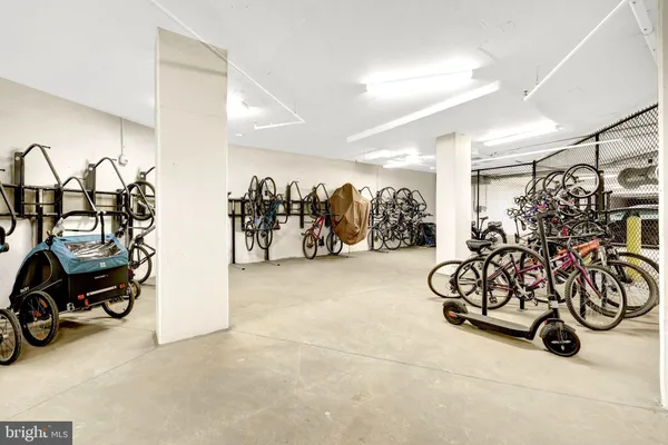 $629,900 | 10755 Fairgrounds Drive, Unit 125, Fairfax, VA 22030