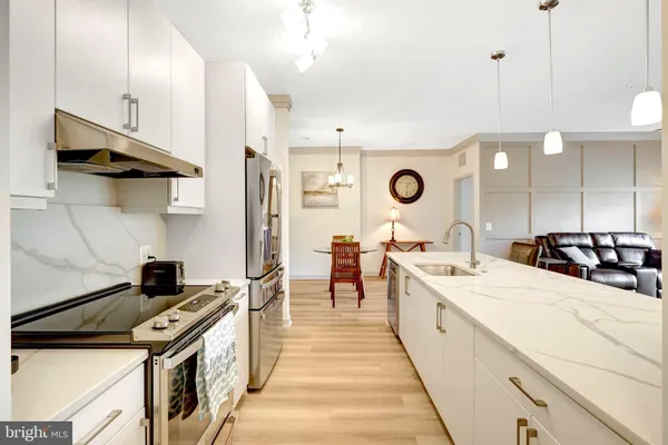 $629,900 | 10755 Fairgrounds Drive, Unit 125, Fairfax, VA 22030