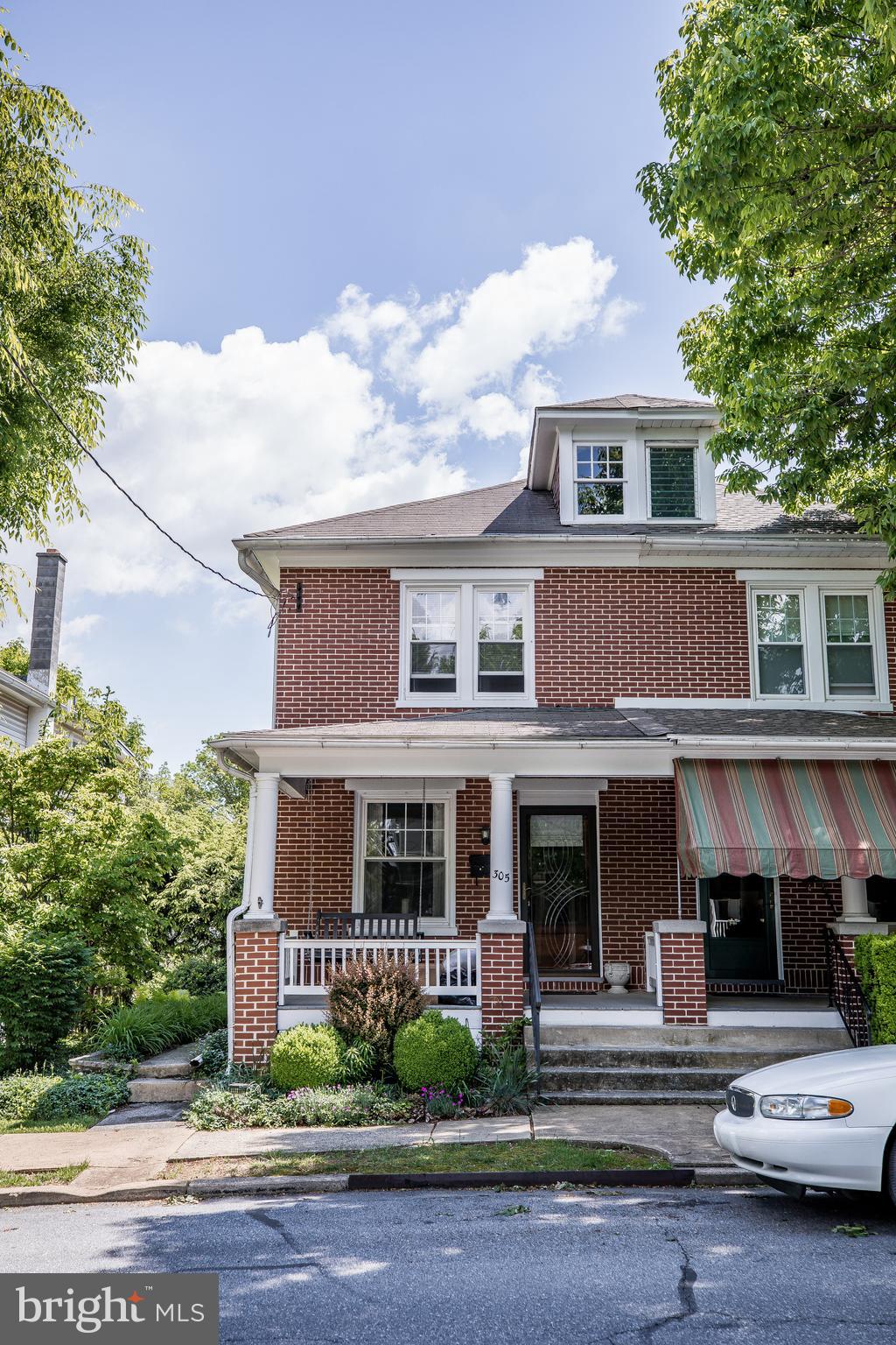 305 South Cedar Street Lititz, PA 17543 - Photo 1 of 26