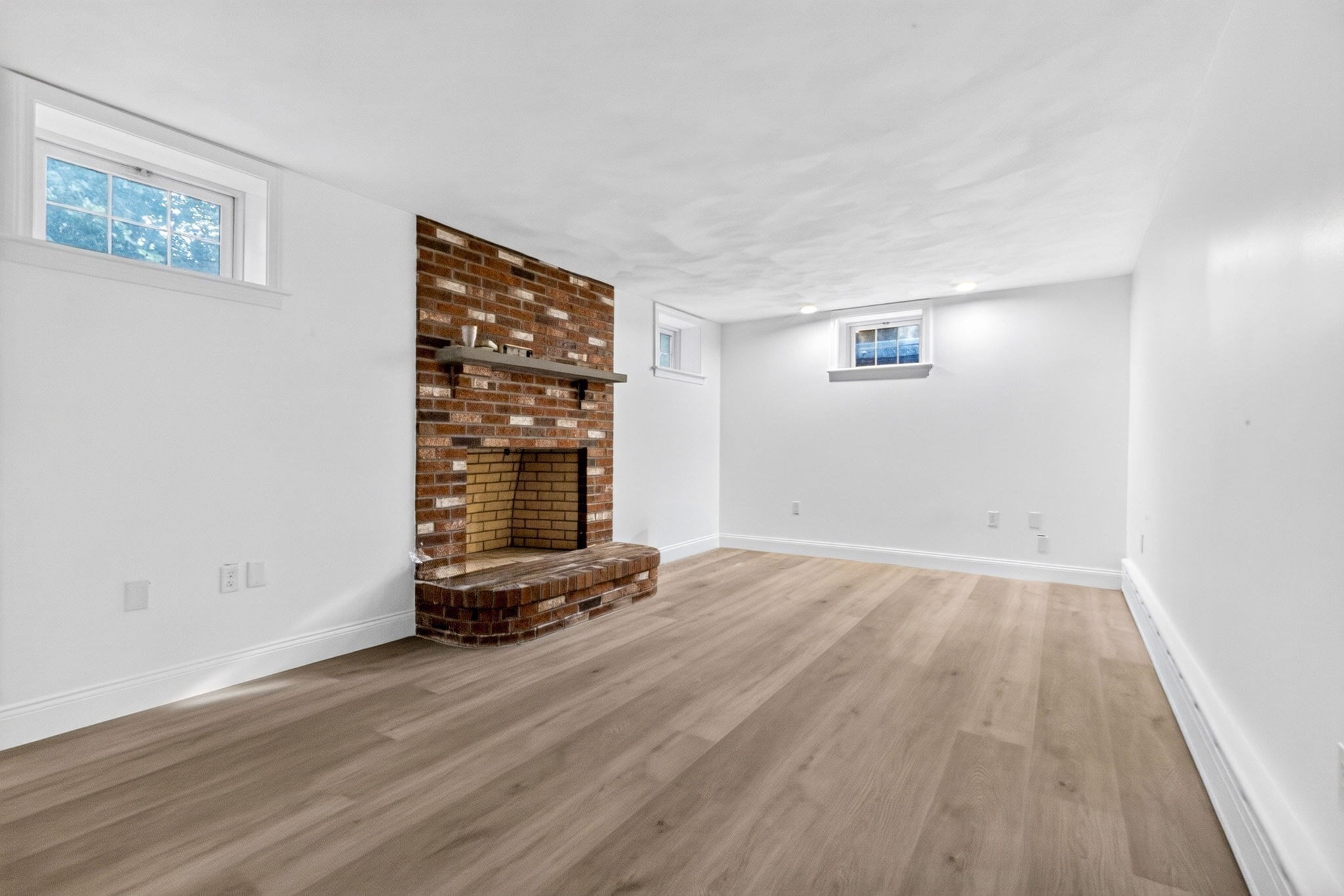 12 Grantland Road Wellesley, MA 02481 - Photo 28 of 31 Gallery Image 28