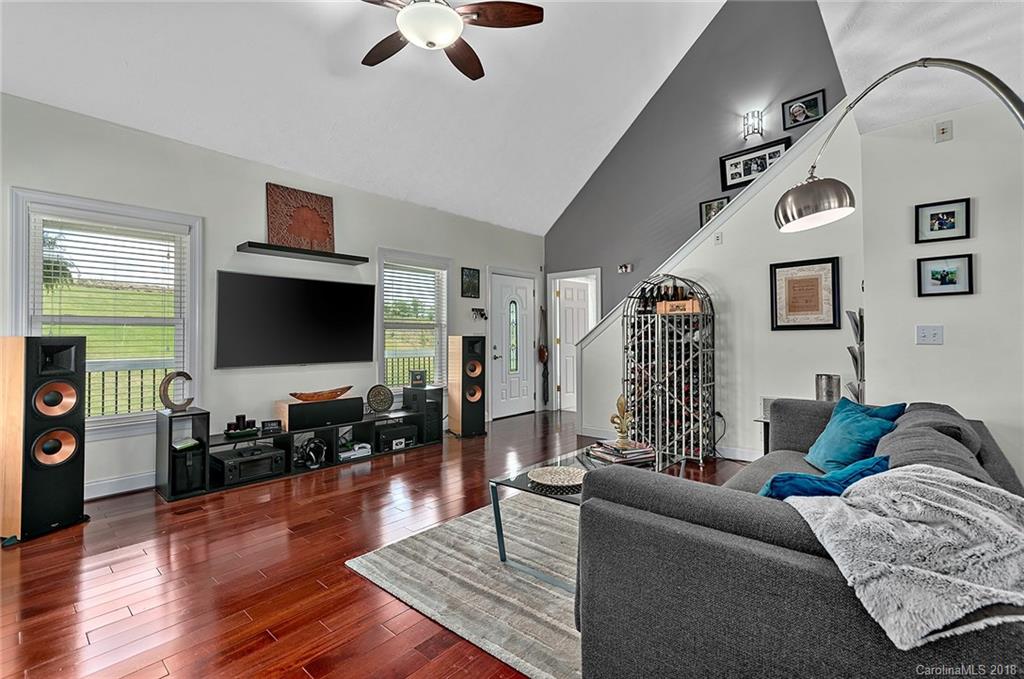 3 Alexander Ridge Drive Leicester, NC 28748 - Photo 4 of 18 Gallery Image 4