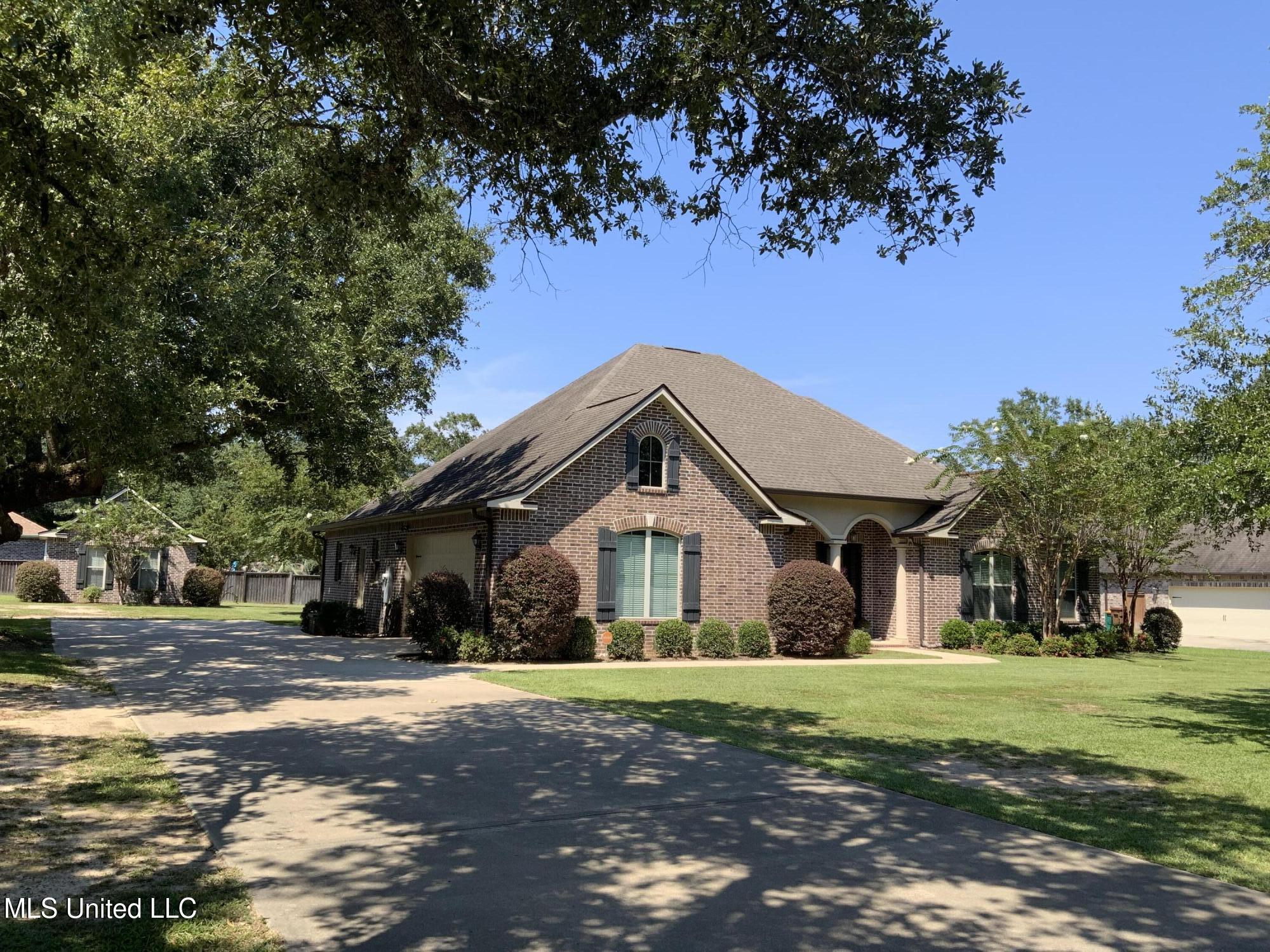 7869 Magnolia Loop Pass Christian, MS 39571 - Photo 38 of 49 IMG_7658