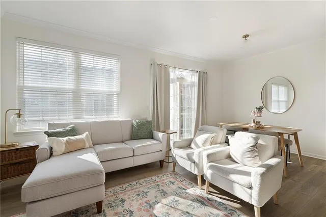 $320,000 | 7615 West 158th Terrace, Overland Park, KS 66223