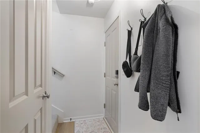 $320,000 | 7615 West 158th Terrace, Overland Park, KS 66223