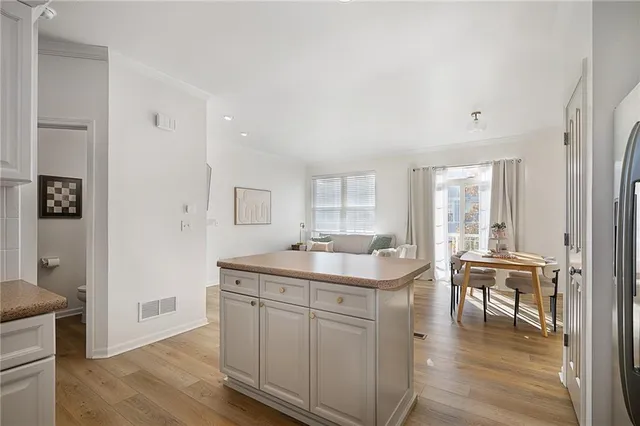 $320,000 | 7615 West 158th Terrace, Overland Park, KS 66223