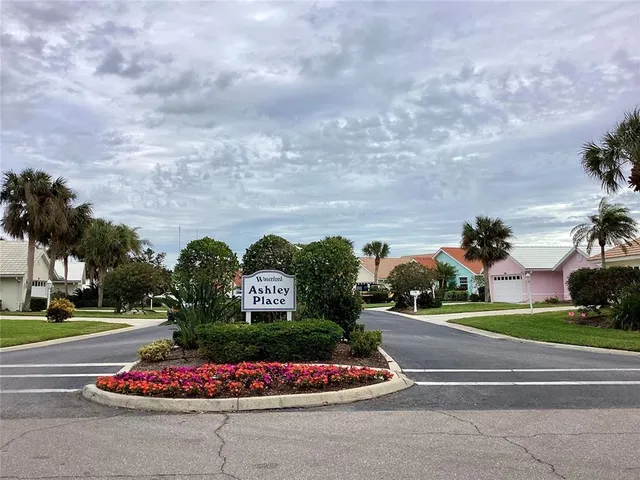 $279,900 | 1803 Ashley Drive, Venice, FL 34292