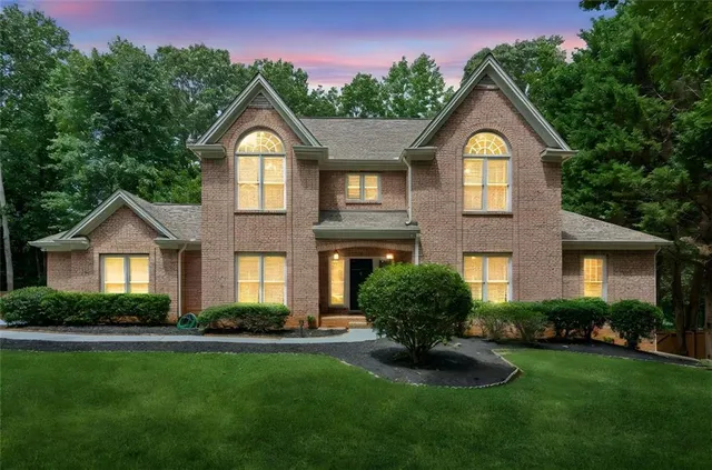 $650,000 | 5918 Nachoochee Trail, Flowery Branch, GA 30542