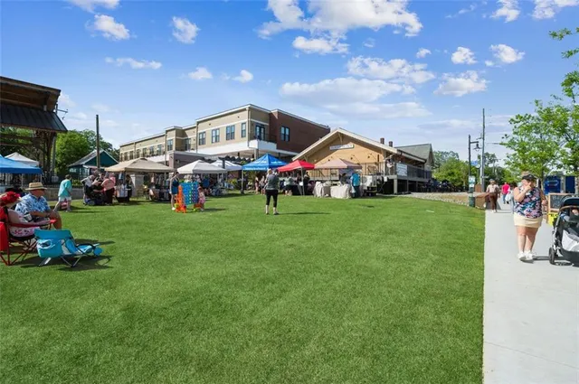 $650,000 | 5918 Nachoochee Trail, Flowery Branch, GA 30542