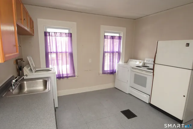 $499,900 | 187 Halley Avenue, Fairfield, CT 06825