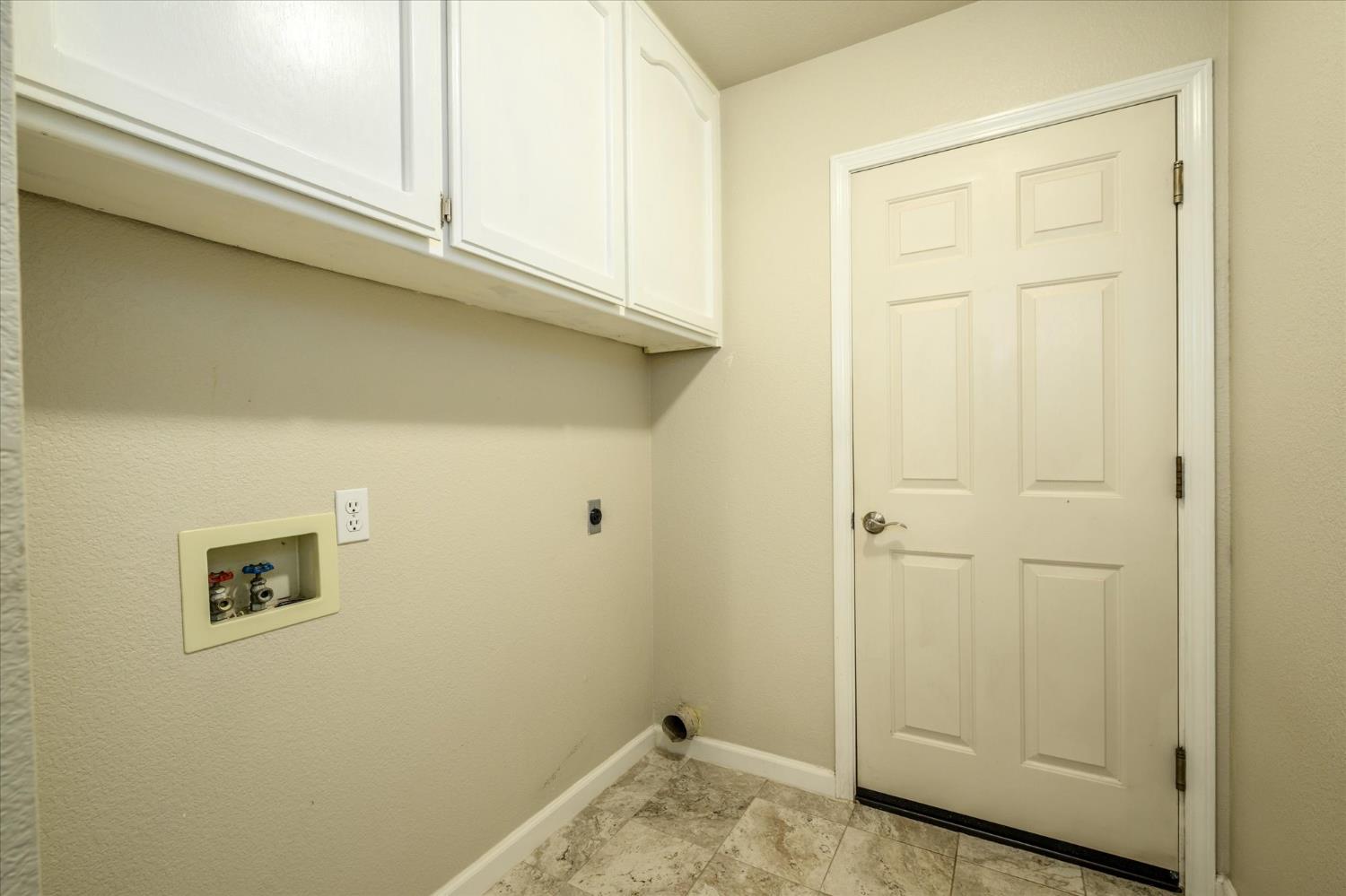 3614 Cambridge Road Cameron Park, CA 95682 - Photo 29 of 55