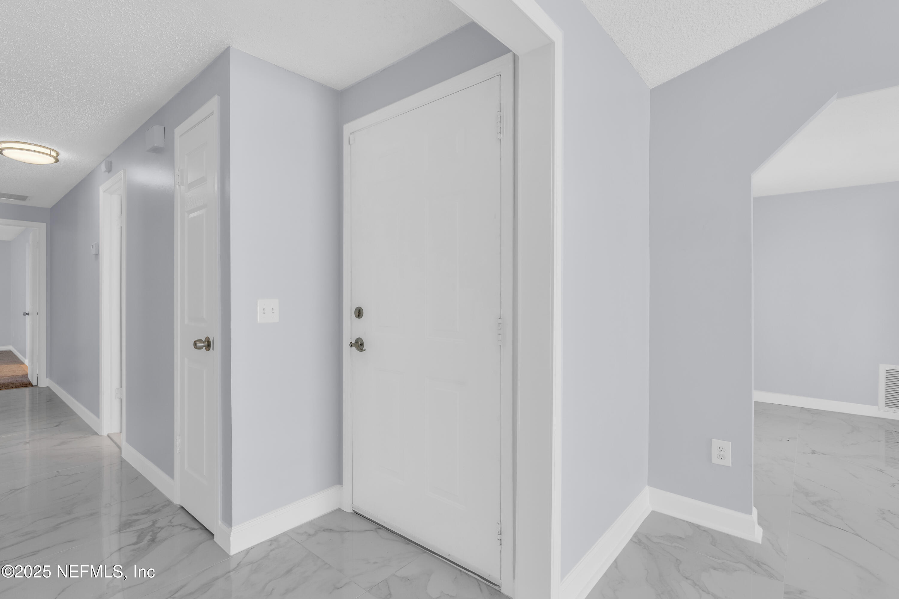 3950 Star Tree Road Jacksonville, FL 32210 - Photo 23 of 33 foyer