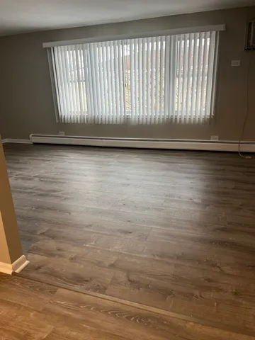 $1,425 | 7652 South Harlem Avenue, Unit 3C, Bridgeview, IL 60455