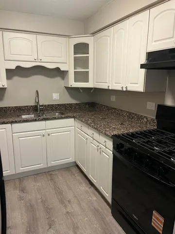 $1,425 | 7652 South Harlem Avenue, Unit 3C, Bridgeview, IL 60455