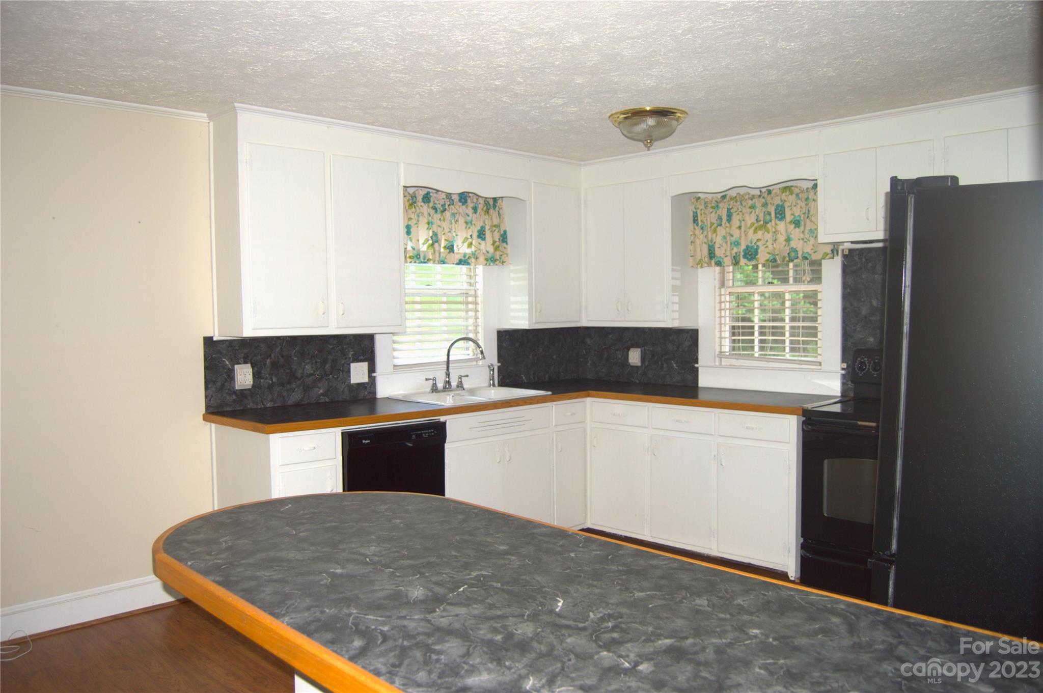 1736 Starcross Road Lenoir, NC 28645 - Photo 20 of 42 Gallery Image 20