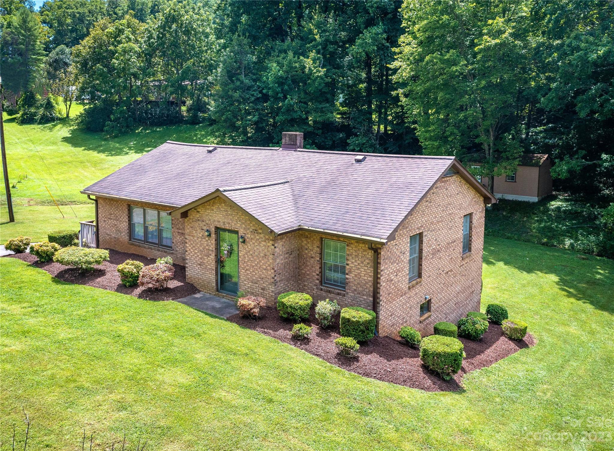 1736 Starcross Road Lenoir, NC 28645 - Photo 3 of 42 Gallery Image 3