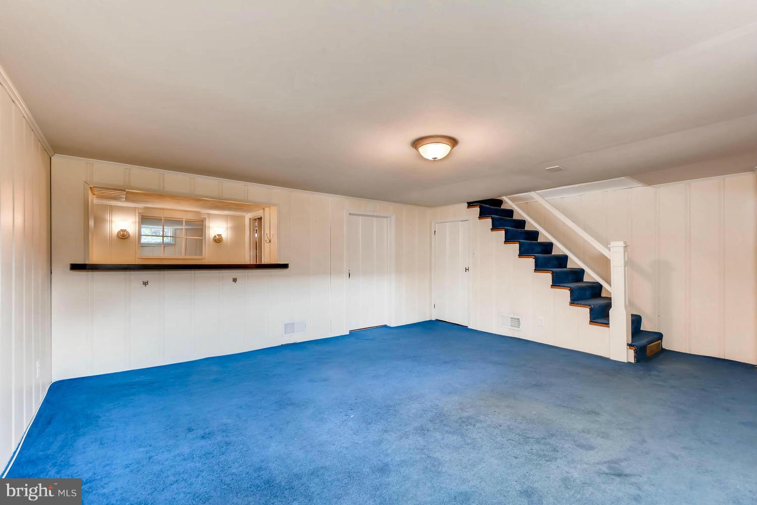 1612 Feldbrook Road Towson, MD 21286 - Photo 23 of 30 THERE'S A BAR AREA FOR ENTERTAINING
