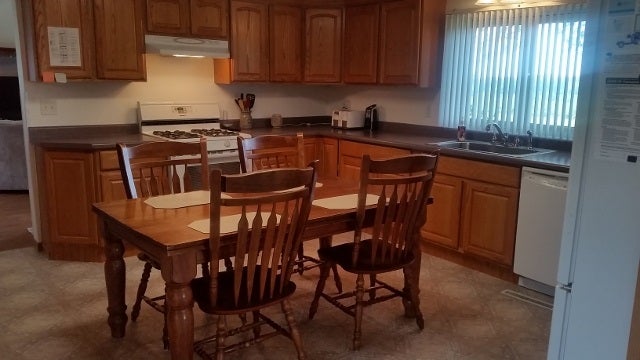 1570 Riverside Road Riverside, IA 52327 - Photo 5 of 25 Gallery Image 5