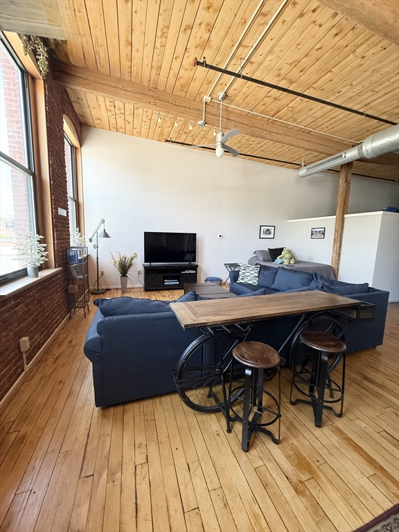 1 Envelope Terrace, Unit 309 Worcester, MA 01604 - Photo 4 of 19