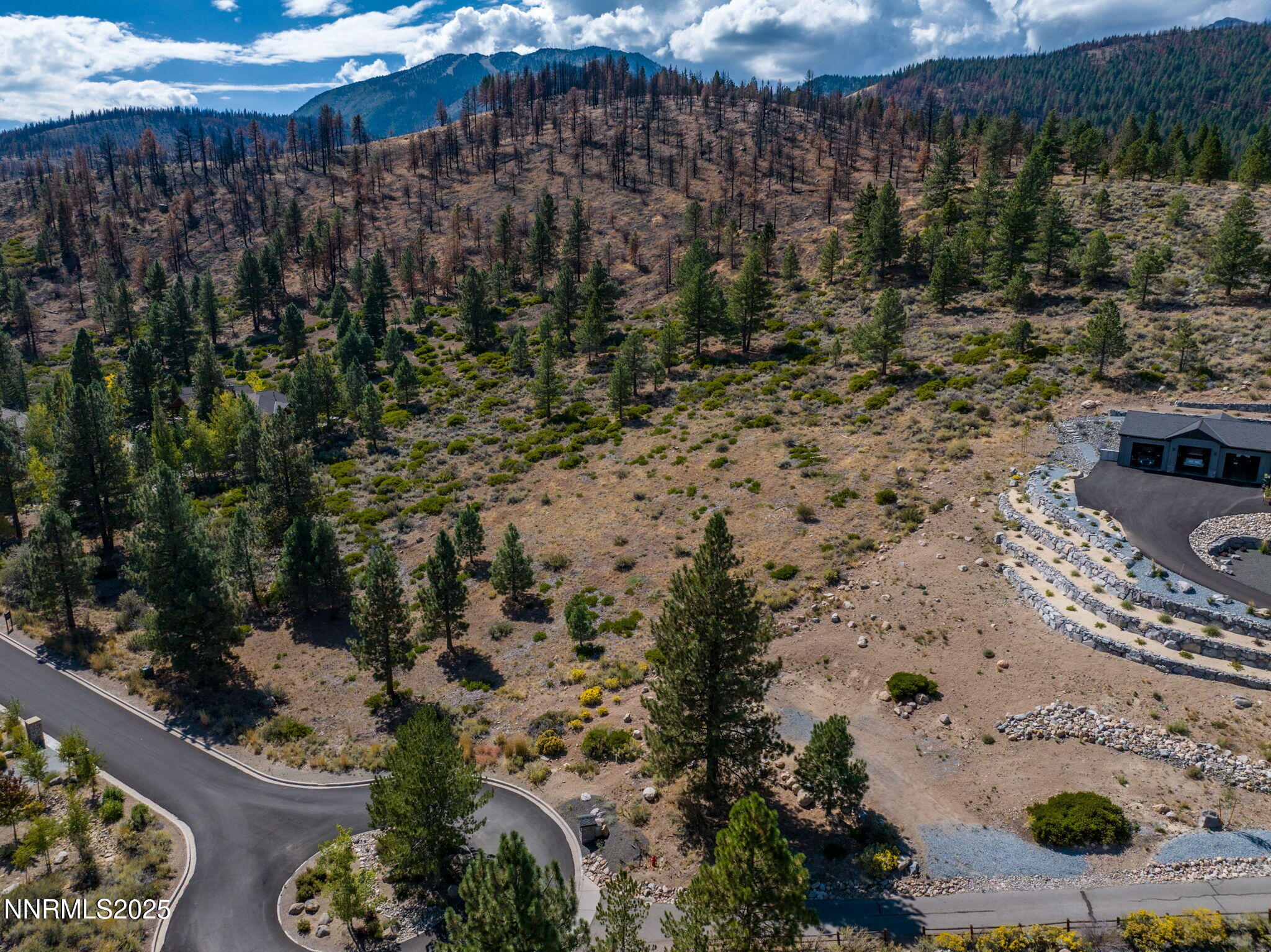 32 Bennington Court Reno, NV 89511 - Photo 11 of 29 a view of a backyard of the house