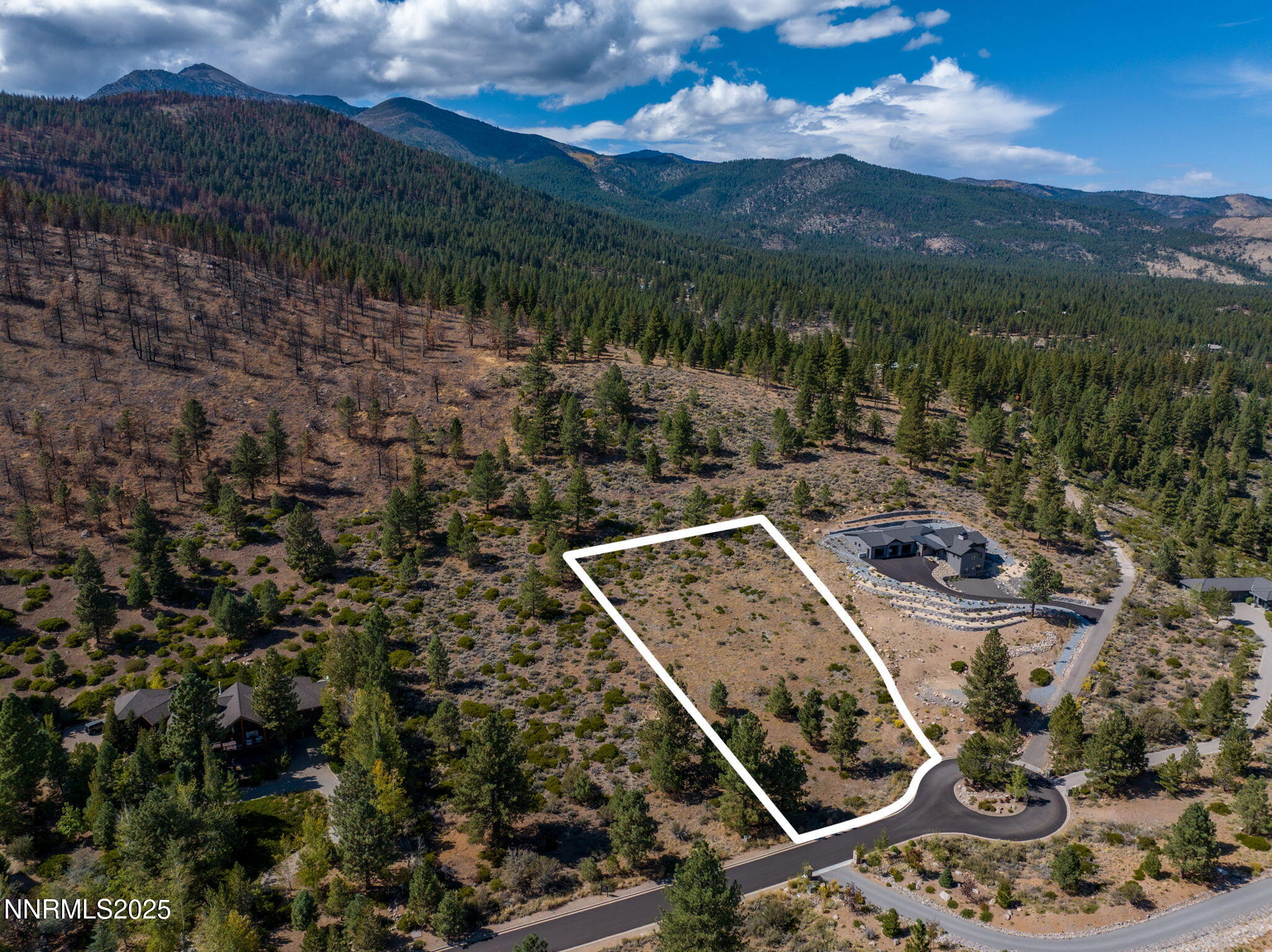 32 Bennington Court Reno, NV 89511 - Photo 4 of 29 a view of a city