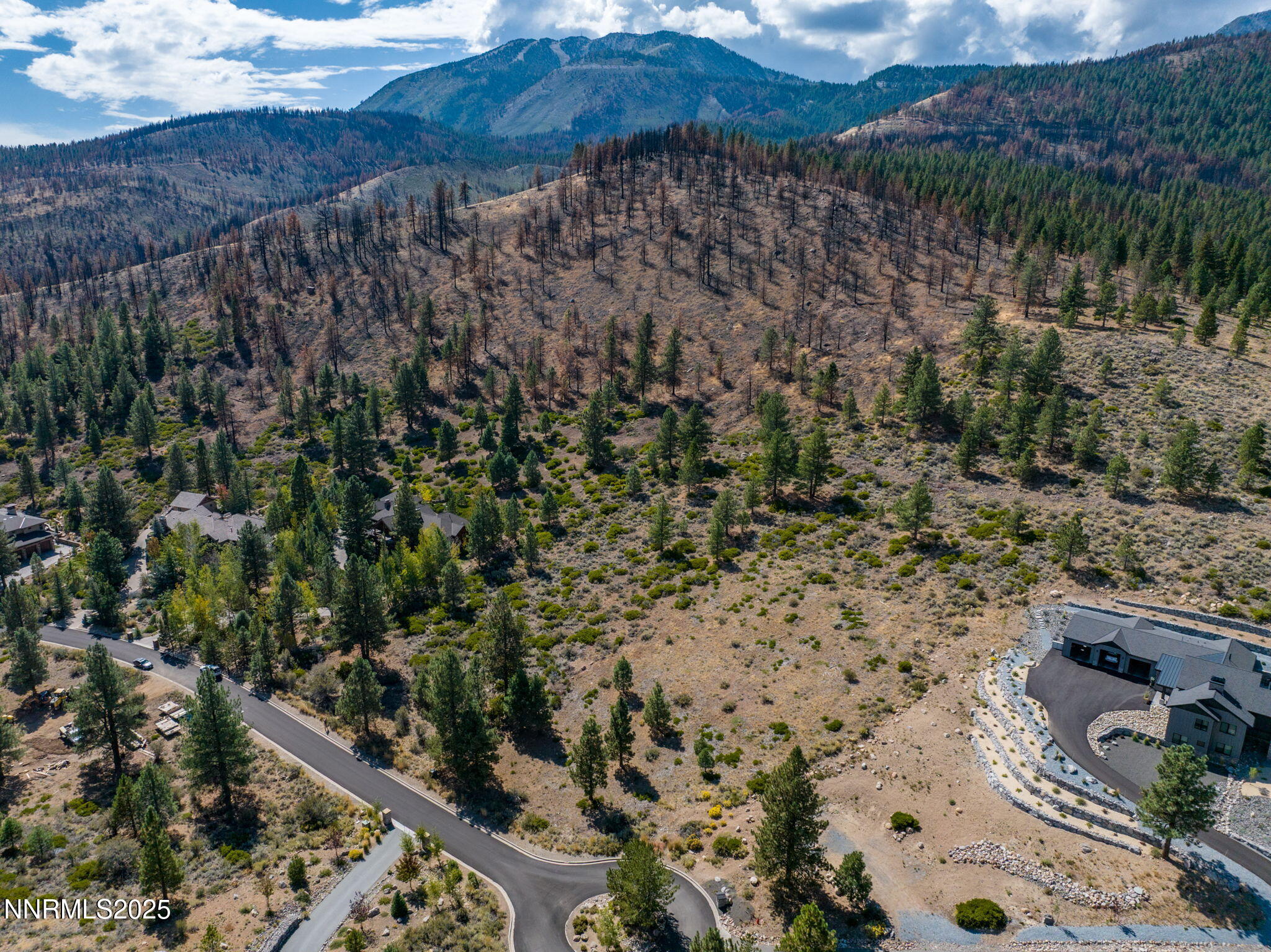 32 Bennington Court Reno, NV 89511 - Photo 6 of 29 a view of outdoor space and city view