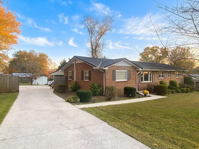 $399,900 | 44 Houghton Drive, Winchester, TN 37398