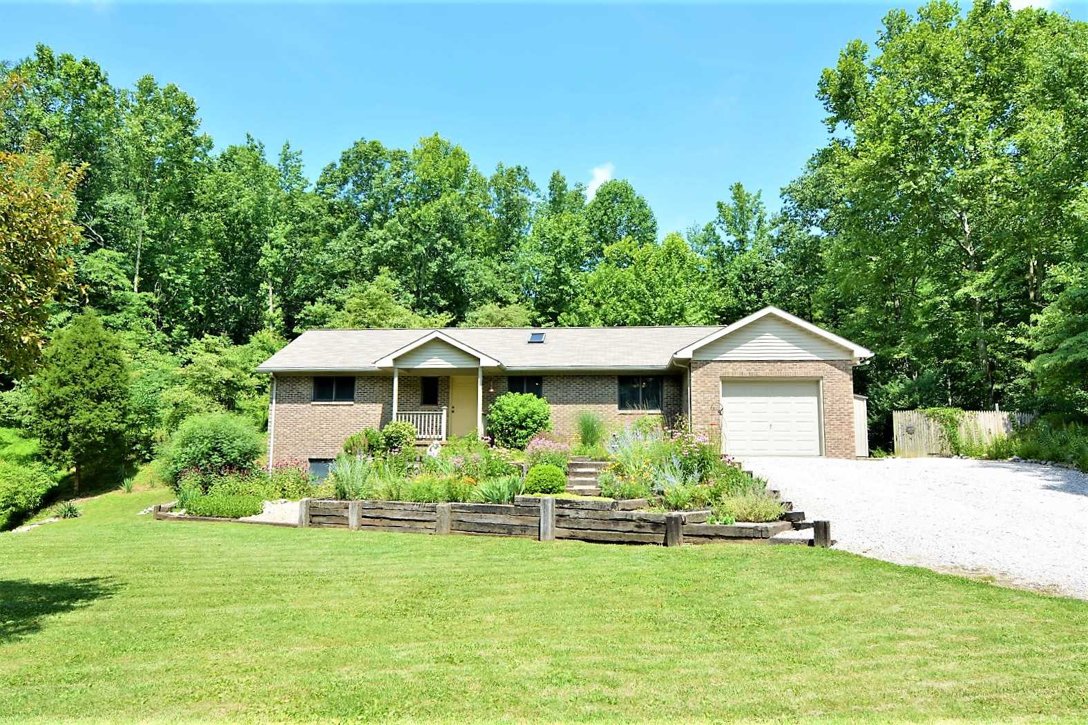 398 West Eble Road Boonville, IN 47601 - Photo 1 of 35 Gallery Image 1