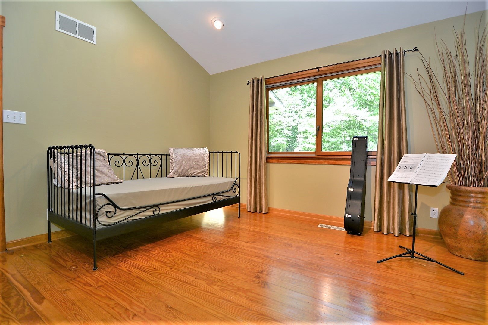 398 West Eble Road Boonville, IN 47601 - Photo 13 of 35 Gallery Image 13