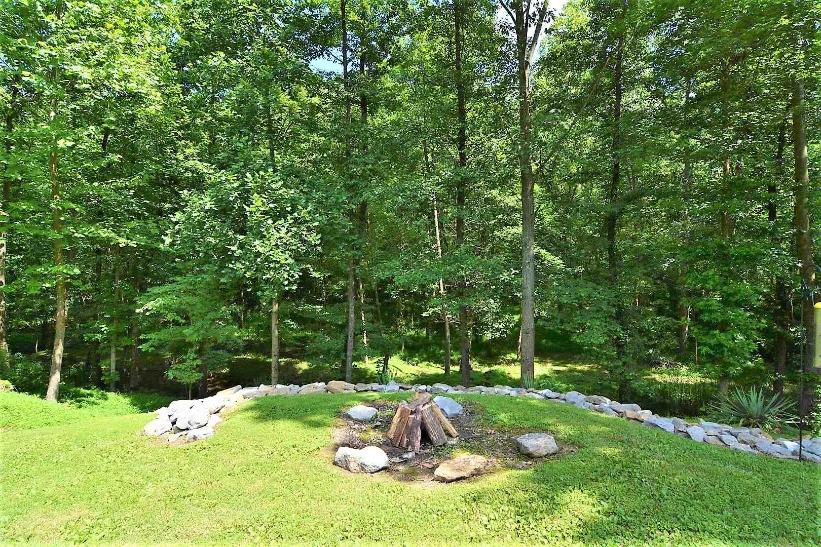398 West Eble Road Boonville, IN 47601 - Photo 24 of 35 Gallery Image 24