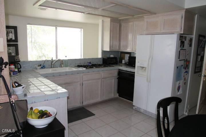 5143 Neptune Square Oxnard, CA 93035 - Photo 10 of 22 _p010