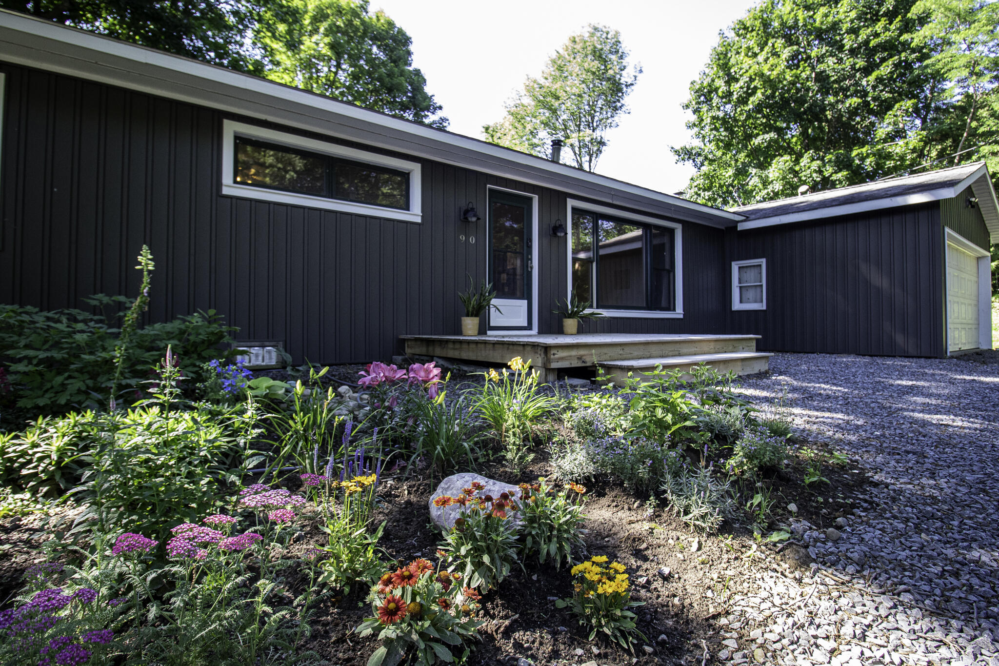 90 Algonquin Park Road Plattsburgh, NY 12901 - Photo 4 of 29 Gallery Image 4