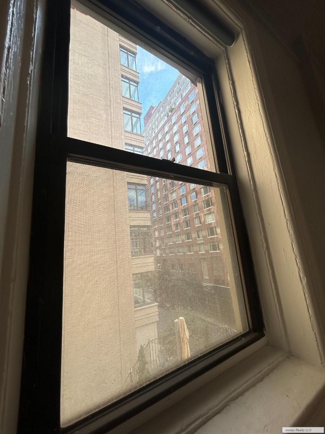 560 West End Avenue, Unit 4E Manhattan, NY 10024 - Photo 19 of 29 Photo 19