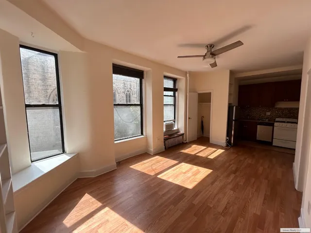 $3,500 | 560 West End Avenue, Unit 4E | Upper West Side